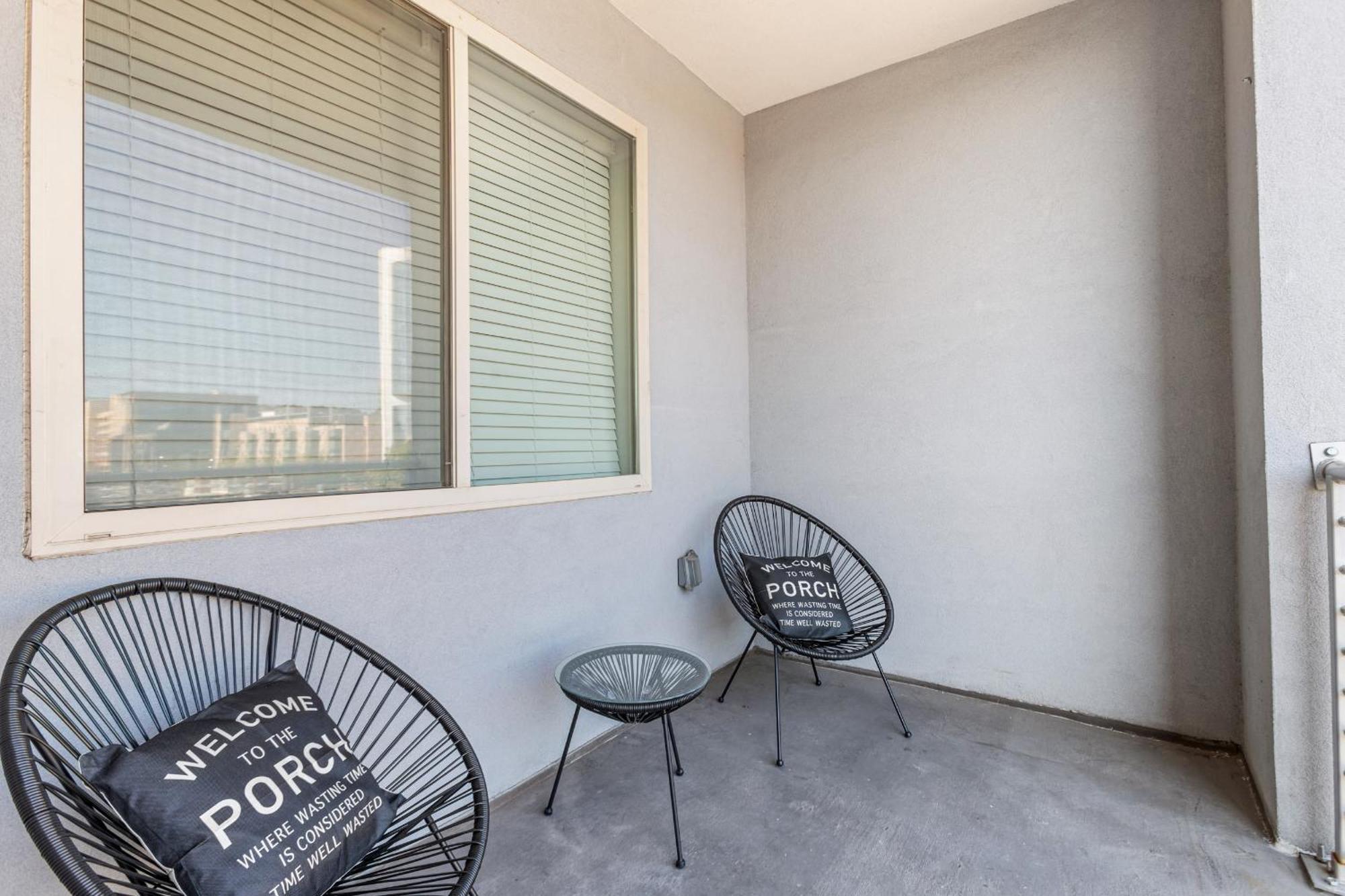 Modern Downtown Apartment Μπέρμινχαμ Εξωτερικό φωτογραφία
